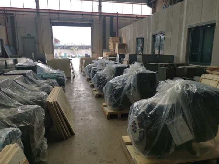 土耳其客戶采購GR355FS 550KW格睿電機準備裝箱
